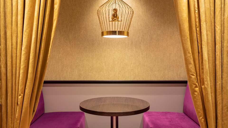 AIDAcosma - French Kiss - Die Bar